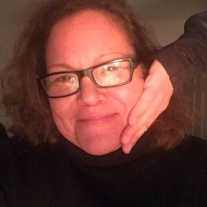 Meet your Posher, Lorraine